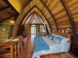 Sacha Urco Lodge Nature Hideaway Cabins