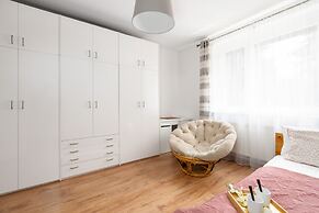 Family Apartment Promienista by Renters
