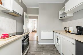 Family Apartment Promienista by Renters