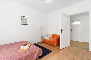Family Apartment Promienista by Renters