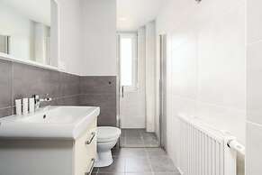 Family Apartment Promienista by Renters