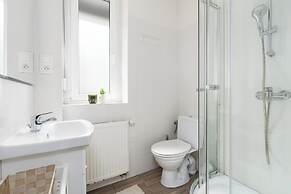 Family Apartment Promienista by Renters