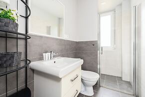 Family Apartment Promienista by Renters