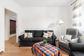 Family Apartment Promienista by Renters