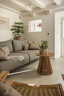 Villa Miri, superior heritage villa with swimming pool