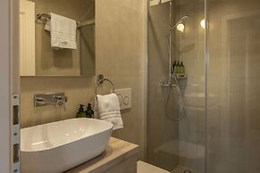 Villa Miri, superior heritage villa with swimming pool