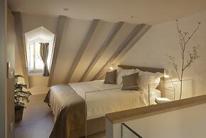 Villa Miri, superior heritage villa with swimming pool