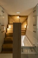 Villa Miri, superior heritage villa with swimming pool