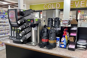 Crater Lake Gateway - Highway 140