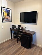 Crater Lake Gateway - Highway 140