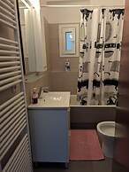 Samaras Apartments in Kamena Vourla