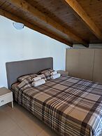 Samaras Apartments in Kamena Vourla