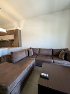 Samaras Apartments in Kamena Vourla