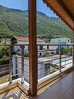 Samaras Apartments in Kamena Vourla