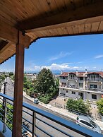 Samaras Apartments in Kamena Vourla