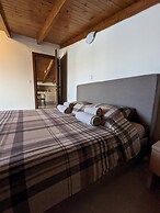 Samaras Apartments in Kamena Vourla