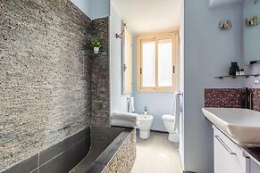 Campo de Fiori Large and Beautiful Apartment