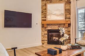 5569 Bear Hollow Hideaway! 3 Bedroom Condo by RedAwning
