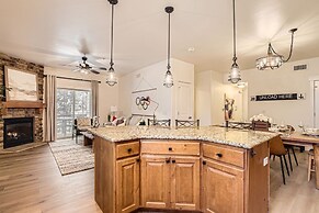 5569 Bear Hollow Hideaway! 3 Bedroom Condo by RedAwning