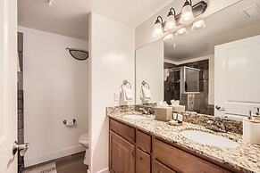 5569 Bear Hollow Hideaway! 3 Bedroom Condo by RedAwning