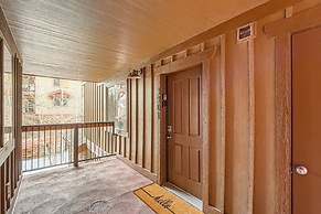 5569 Bear Hollow Hideaway! 3 Bedroom Condo by RedAwning