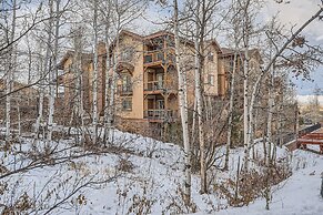 5569 Bear Hollow Hideaway! 3 Bedroom Condo by RedAwning