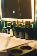 Goldient Boutique Hotel