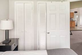 Spacious 3-bed Suite in Browntown, Near Dining & Fun