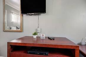 Warm Private Room in Detroit for Up to 4 w/ Wifi