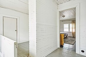 8 Guests, 4Bd Vacation Home Art Gallery, Detroit