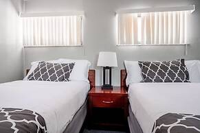 Browntown Room for 4: Comfort, Wifi & Parking
