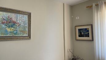 Kondo Stays - Melon Apartments