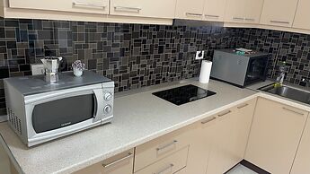 Kondo Stays - Melon Apartments