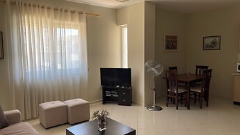 Kondo Stays - Melon Apartments