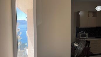 Kondo Stays - Melon Apartments