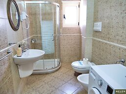 Kondo Stays - Melon Apartments