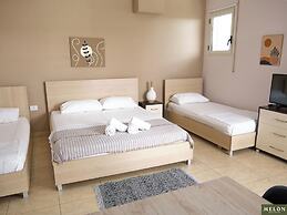 Kondo Stays - Melon Apartments