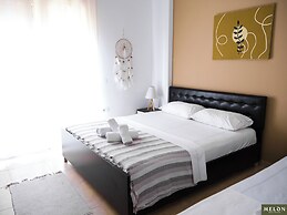 Kondo Stays - Melon Apartments