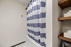 McGregor and Main Luxury Lofts