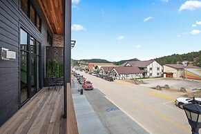 McGregor and Main Luxury Lofts