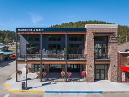 McGregor and Main Luxury Lofts
