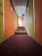 The Crossing Lodge and Backpackers