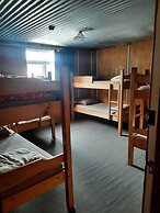 The Crossing Lodge and Backpackers