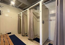 The Crossing Lodge and Backpackers