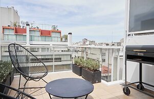 Spacious studio with balcony terrace I