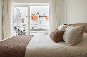 Spacious studio with balcony terrace I