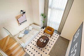 Galory service apartment