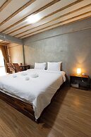 Banmai87 Guest House