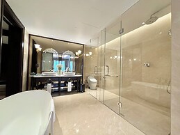 Golden Imperial Hotel