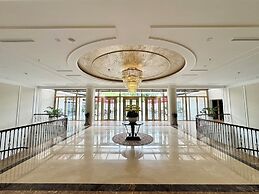 Golden Imperial Hotel